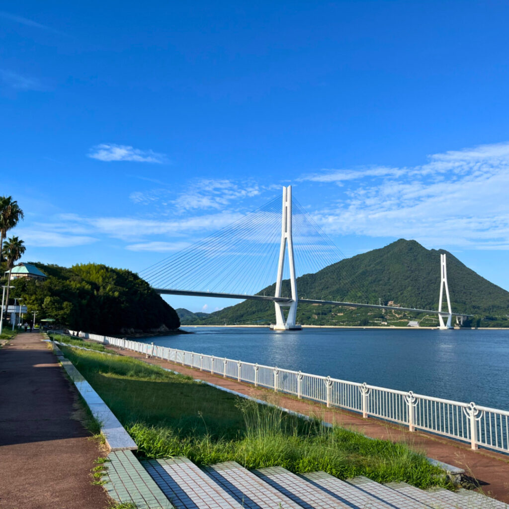 大三島、多々羅しまなみ公園からの多々羅大橋の景色