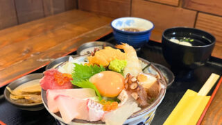 【大三島】ファミリーレストランよし川　絶品の海鮮丼が人気